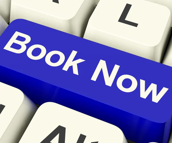 Blue Book Now Key For Hotel Or Flight Reservation Online — Stock Photo, Image