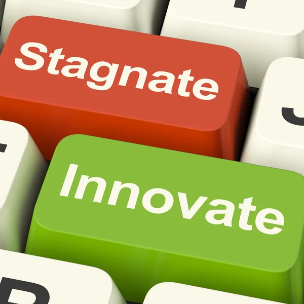 Stagnate Innovate Computer Keys Showing Choice Of Growth And Adv — Stock Photo, Image