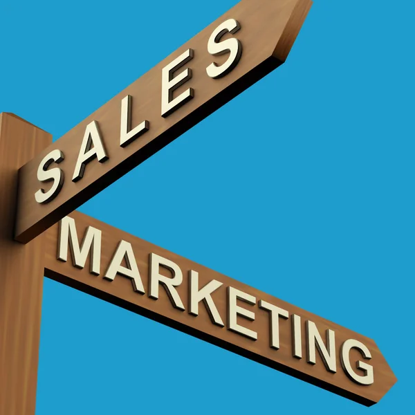 Prodeje nebo marketingu směry na rozcestník — Stock fotografie