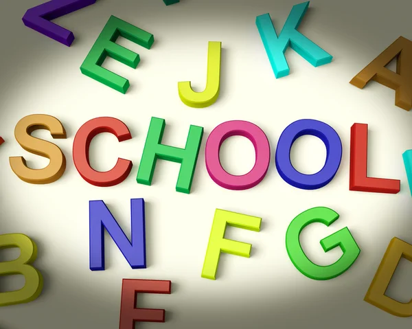 Escuela escrita en letras de plástico para niños — Foto de Stock