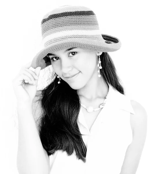 Feliz linda chica en un sombrero a rayas —  Fotos de Stock