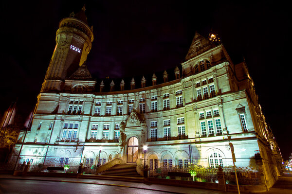 Люксембург
