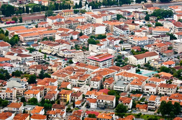 Vista aérea de un pueblo con casas pequeñas — Foto de Stock
