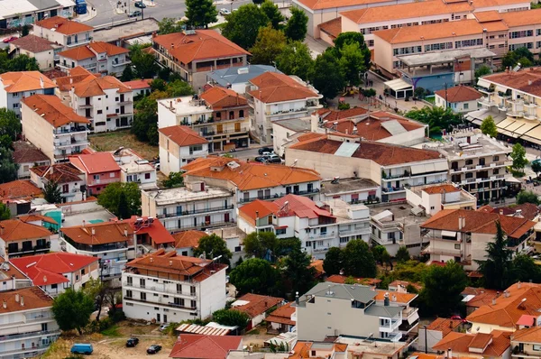Вид з повітря на село з маленькими будинками — стокове фото