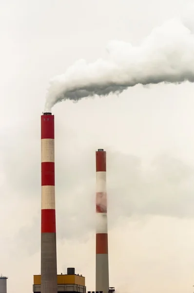 Chimney with smoke — Stock Photo, Image