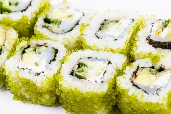 Sushi z ryb i zielony kawior — Zdjęcie stockowe