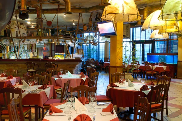 전통적인 인테리어와 이탈리아 레스토랑 — 스톡 사진