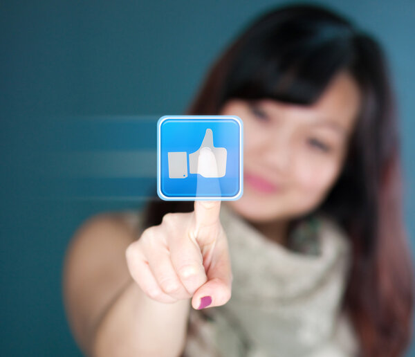 Ей это нравится.
!