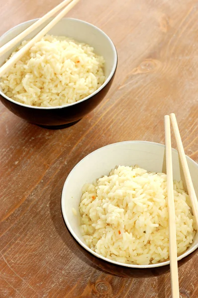 Two bowls of healthy organic rice — Stock Photo, Image