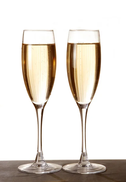 Dois elegantes copos de champanhe — Fotografia de Stock