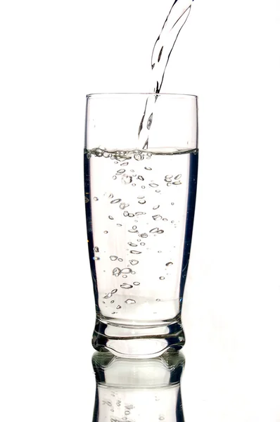 Ett glas mineralvatten — Stockfoto