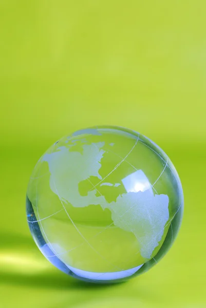 Grönt glas globe — Stockfoto