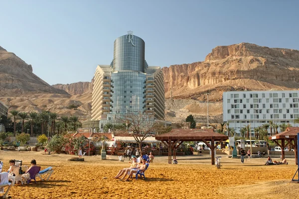 Hotell ashore döda havet — Stockfoto