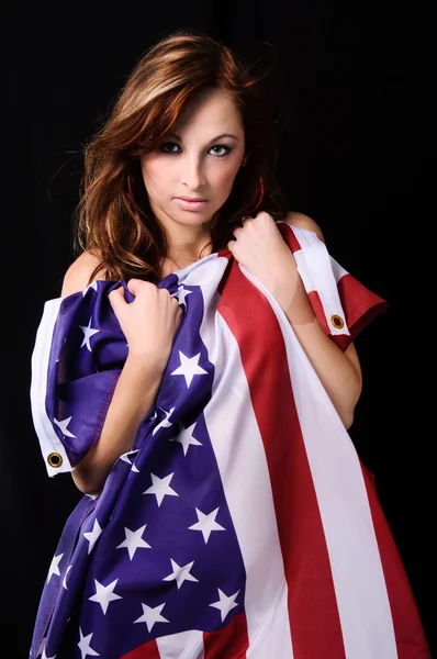 Chica con bandera americana Imágenes De Stock Sin Royalties Gratis