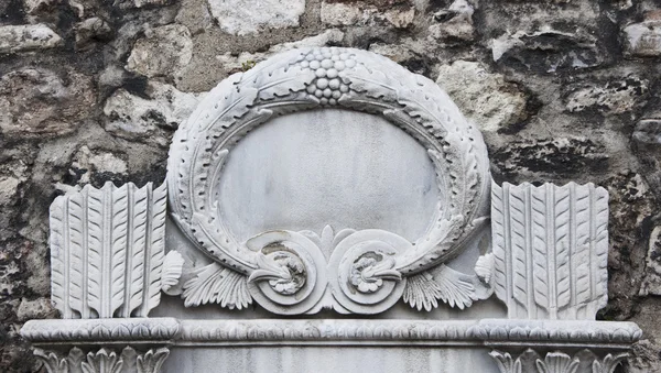 Oude Turkse marmeren beeldhouwwerk — Stockfoto