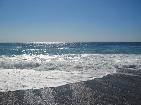 Svarta havet strandlinjen. Abchazien resa — Stockfoto