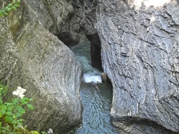 Waterfall between the rocks. North Caucas nature — Stock Photo, Image