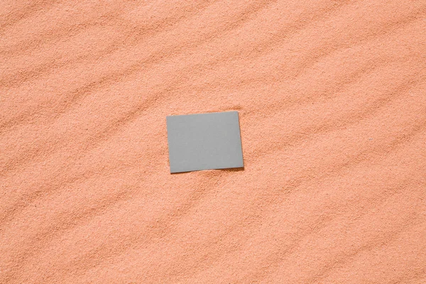 グレー赤い砂 od ワディ ラム デザートに正方形標準 — ストック写真