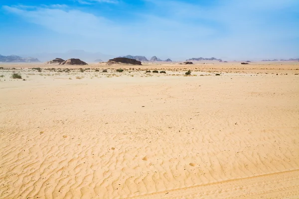 Wüstenlandschaft aus Wadi Rum — Stockfoto