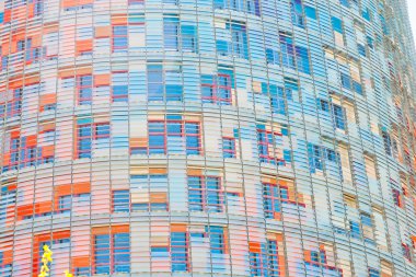 torre agbar gökdelenin Barcelona'da duvar