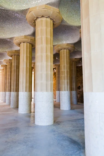 Column hall of Parc Guell, Barcelona — Stock Photo, Image