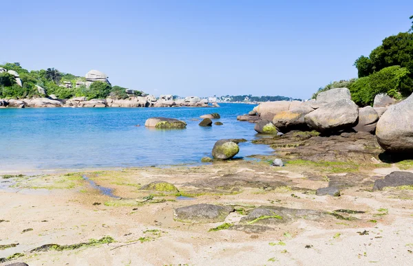 Meeresbucht auf Insel ile de brehat in der Bretagne, Frankreich — Stockfoto