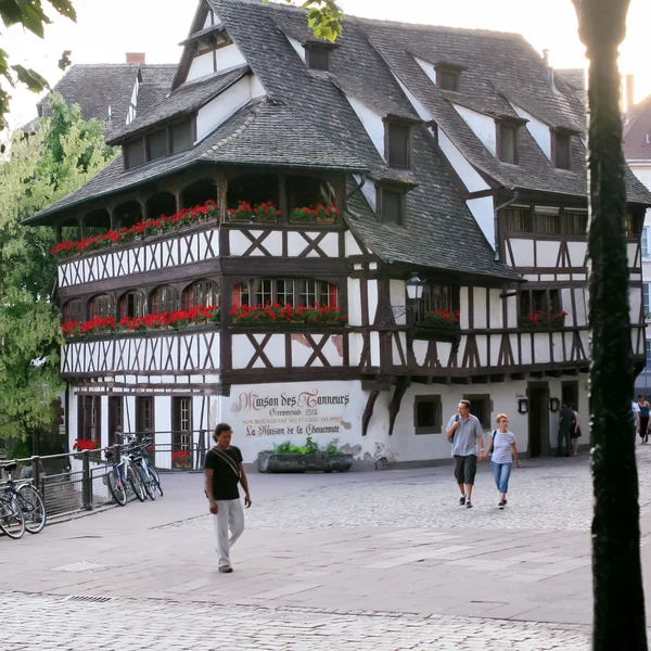 La Maison des Tanneurs - старый дом в Страсбурге — стоковое фото