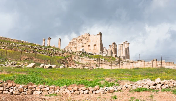 Artemis tempel i staden jerash — Stockfoto
