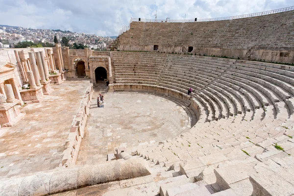 Large South Theatre - in antique town Jerash — Stock Photo, Image