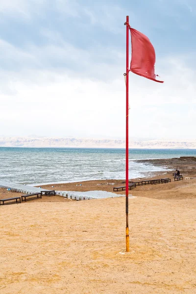 Spiaggia di sabbia della costa del Mar Morto — Foto Stock