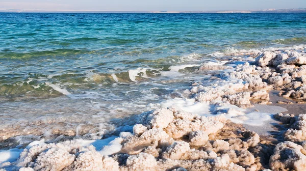 Kristallijn kustlijn van dode zee — Stockfoto