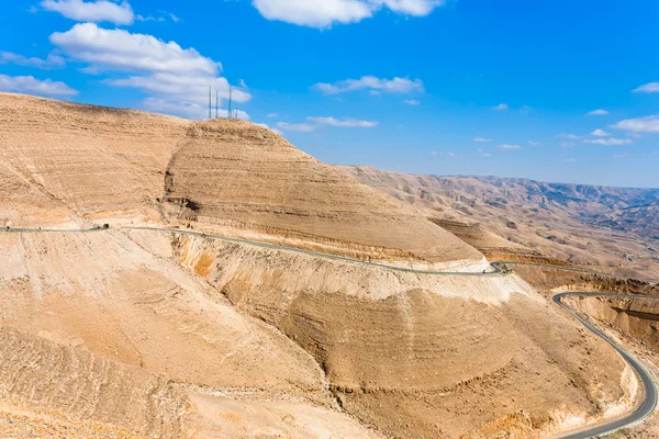 Serpentine bergweg, Jordanië — Stockfoto