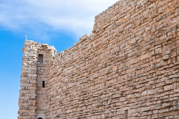喀拉城堡，约旦的砖石头砌的墙 — 图库照片