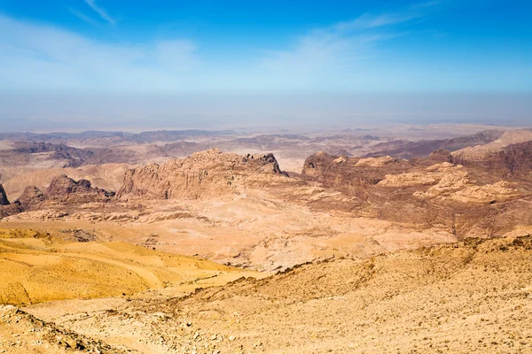 Горная панорама Иордании рядом с Петрой — стоковое фото