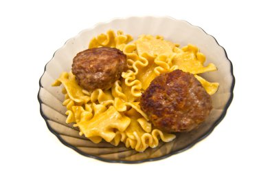 pirzola ile makarna