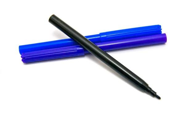 Marcadores azuis e pretos close-up — Fotografia de Stock