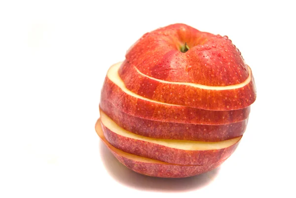 Rode appel segmenten op wit — Stockfoto