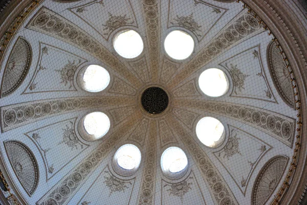 Telhado cúpula ornamentado — Fotografia de Stock