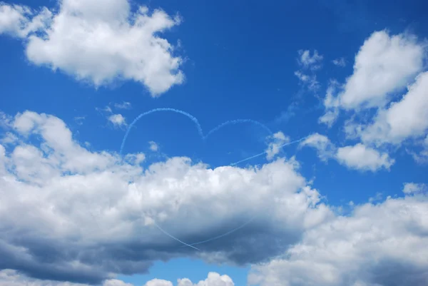 Uçak sis kalp — Stok fotoğraf