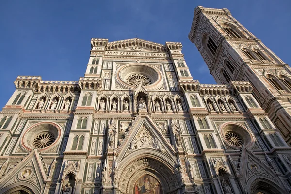Florence cathedral and Giotto's Tower — Stock Photo, Image
