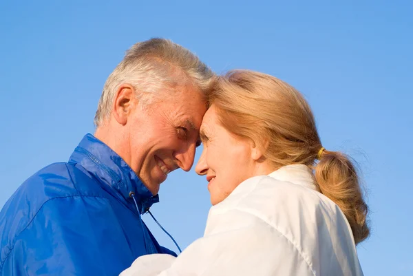 Cute aged couple at nature — Stock Photo, Image