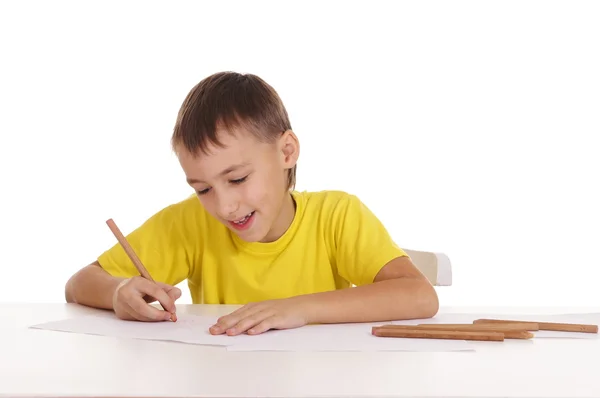 Jonge jongen tekening — Stockfoto