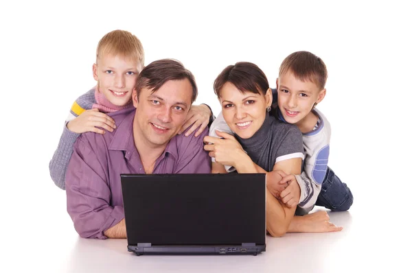コンピューターと家族 — ストック写真