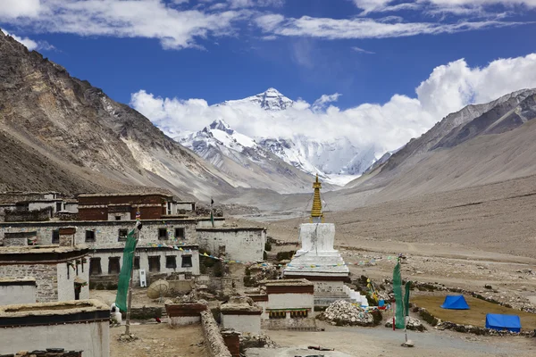 Tibete: monastério de rongbuk — Fotografia de Stock