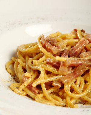 makarna carbonara