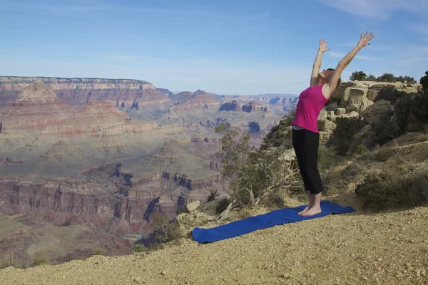 Grand canyon yoga praxis — Stockfoto