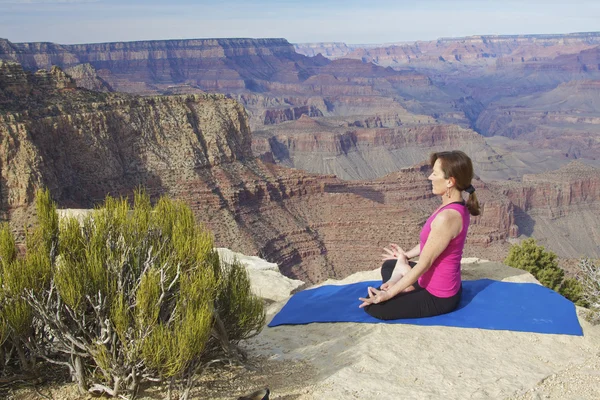 Grand canyon meditatie — Stockfoto