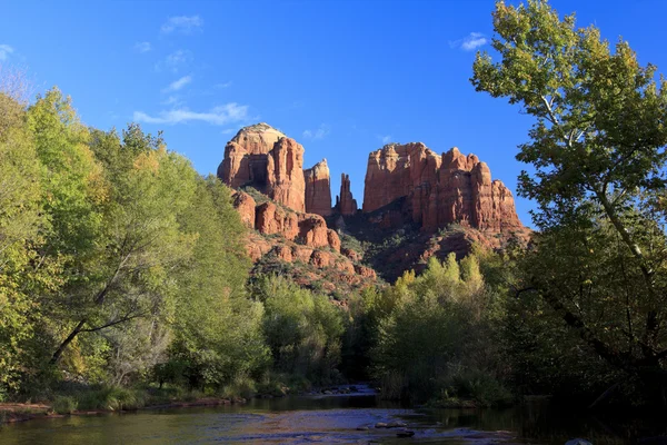 Cathedral Rock and Oak Creek — Stock Photo, Image