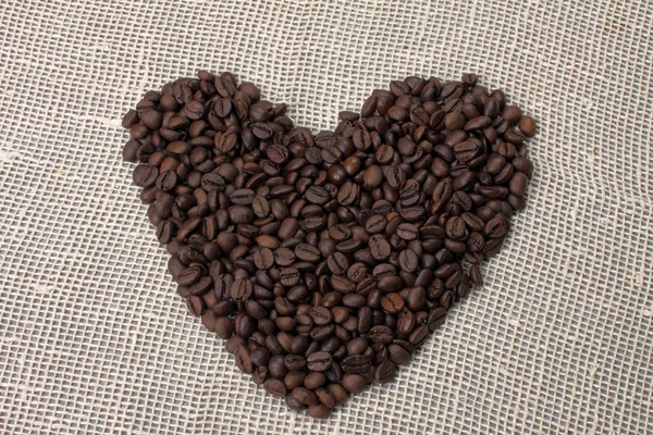 Kalp şeklinde kahve taneleri — Stok fotoğraf