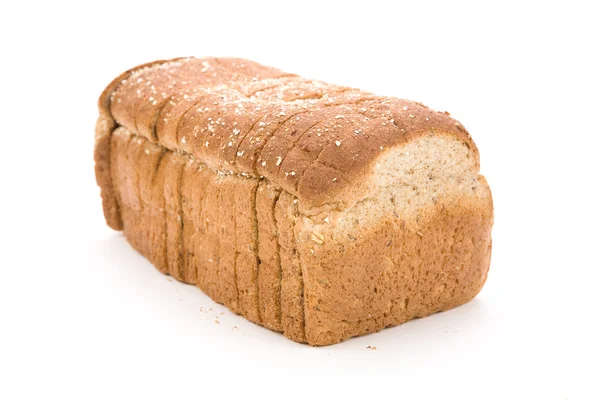 茶色のパンをスライスしました。 — ストック写真